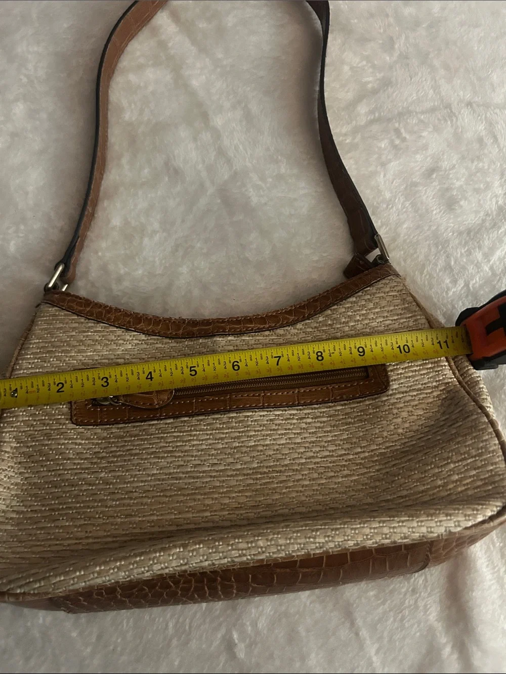 Liz Claiborne liz claiborne